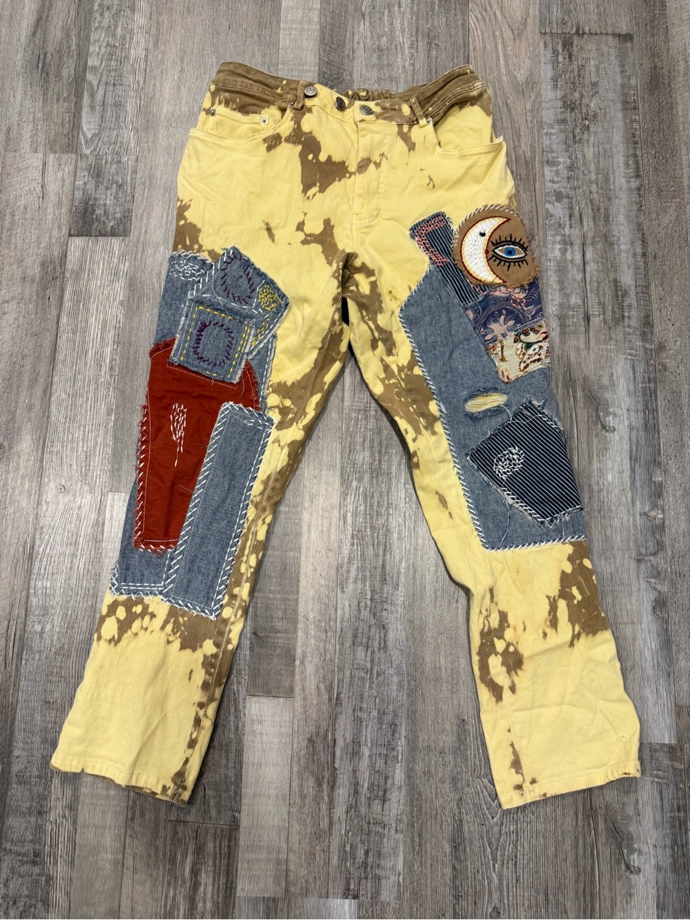 JADED GYPSY EYES ON YOU JEANS - SMALL/MED